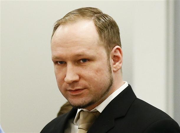 Prosecutor shows footage of Breiviks Oslo bombing