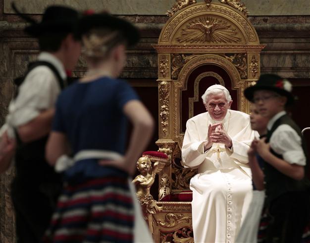 Pope turns 85, oldest pontiff in a century