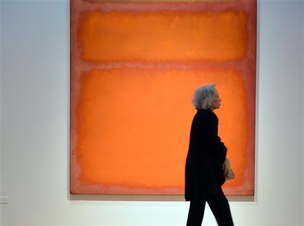 'Orange' painting squeezes record $86.9 million