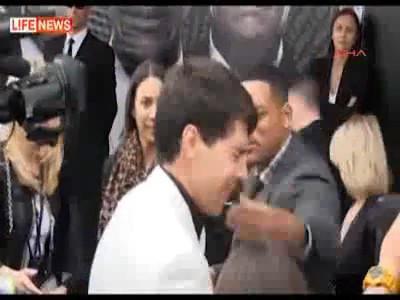 Will Smith slaps journalist who tries to kiss him