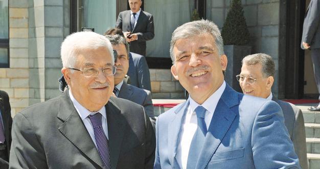 Palestinian president meets President Gül