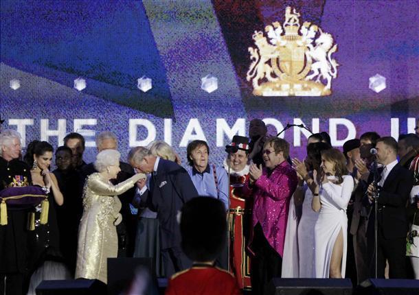Stars rock palace for Britain’s jubilee concert