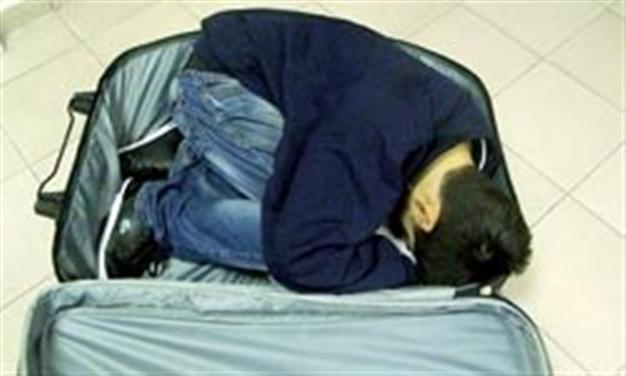 Lebanese man carried in Germans luggage caught at Turkish-Greek border