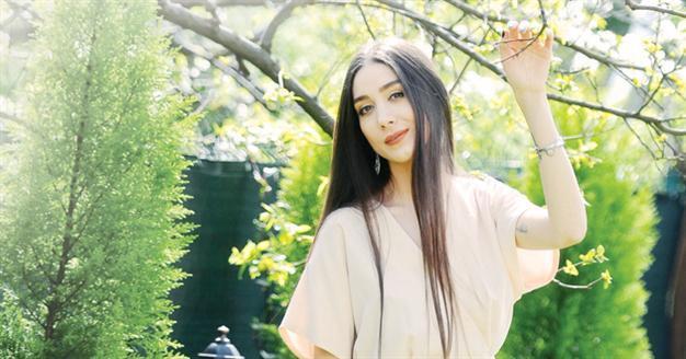 Ece Gürsel takes the stage at Mayotte