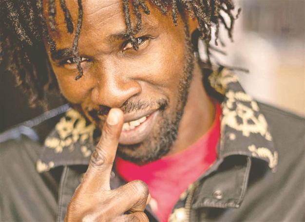 Enzo Ikah Band on stage at French Cultural Center