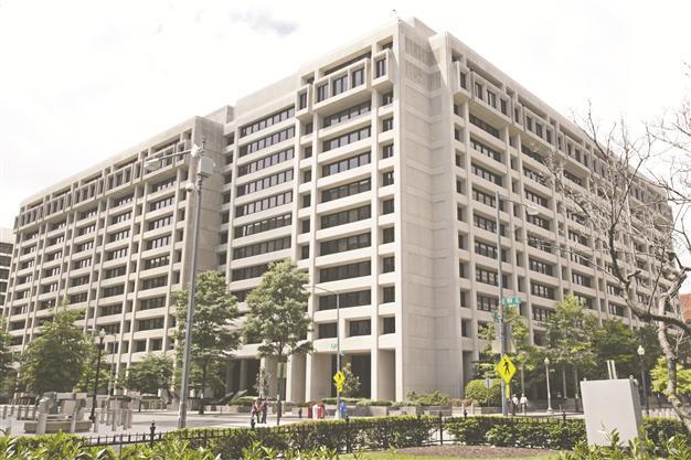 IMF says euro banking union needed urgently