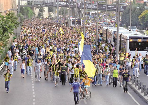 Fenerbahçe and Bursaspor allowed on European stage