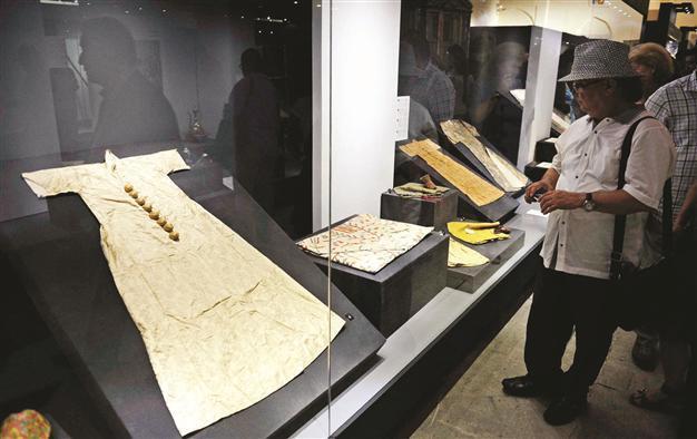 Seminars on harem life