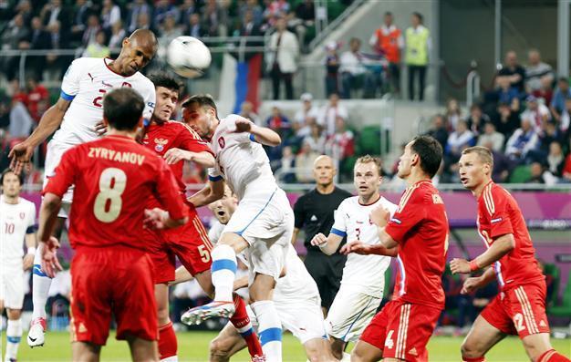 Czech player says racially abused by Russia fans