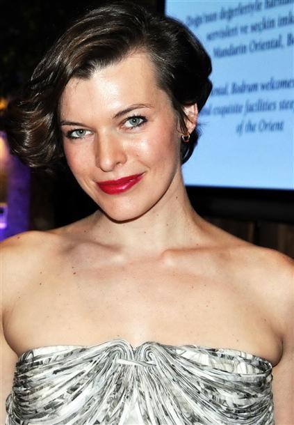 Milla Jovovich visits Bodrum