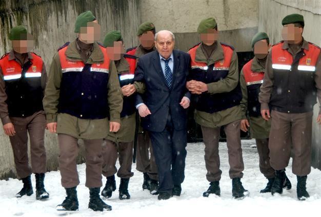 Turkish columnist to be rearrested in child abuse case