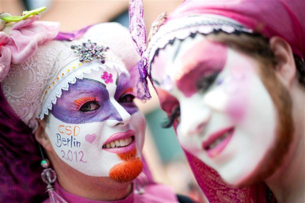 Berlin gay pride parade draws 700,000 people