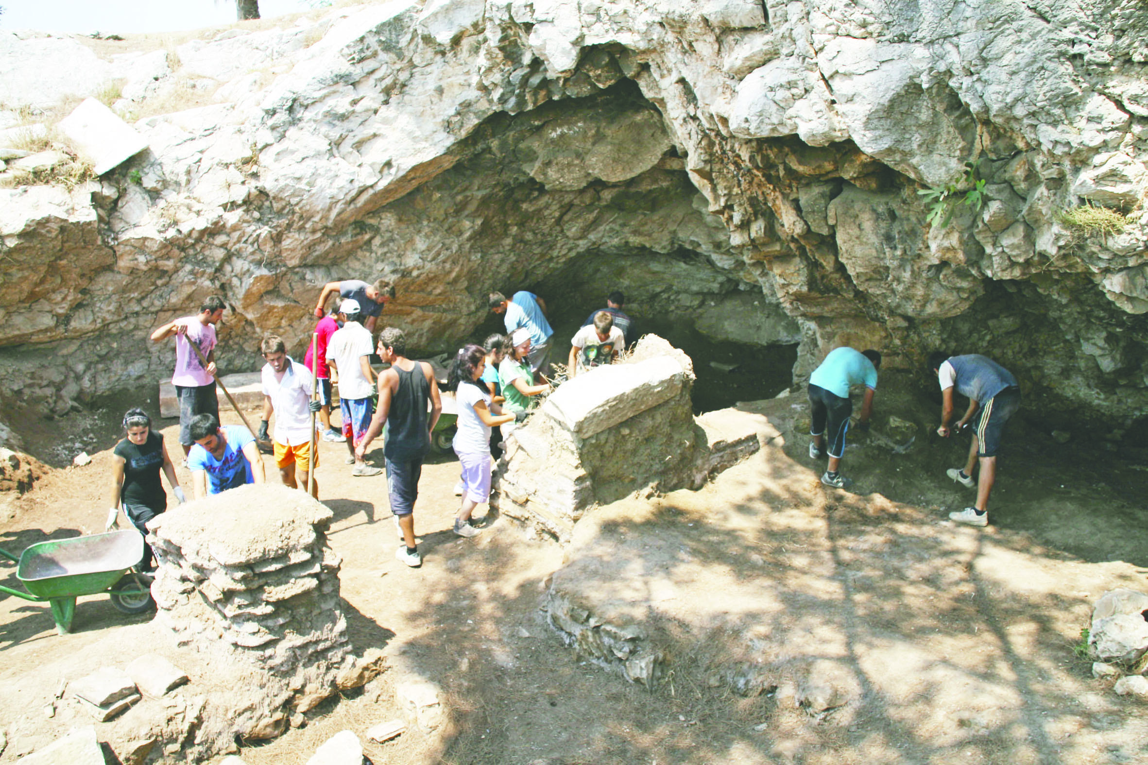 Excavations unveil Erdek’s archeopark island museum