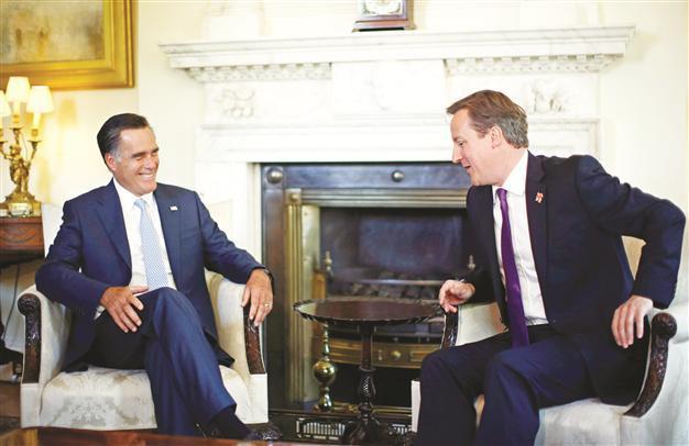 Romney looks to build UK ties