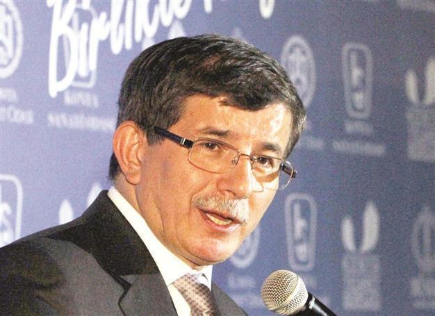 Davutoğlu on offensive for ‘idealist, assertive policies’