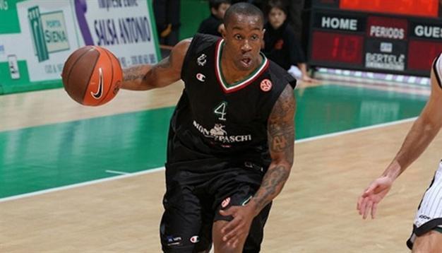 Fenerbahçe adds McCalebb to basketball squad