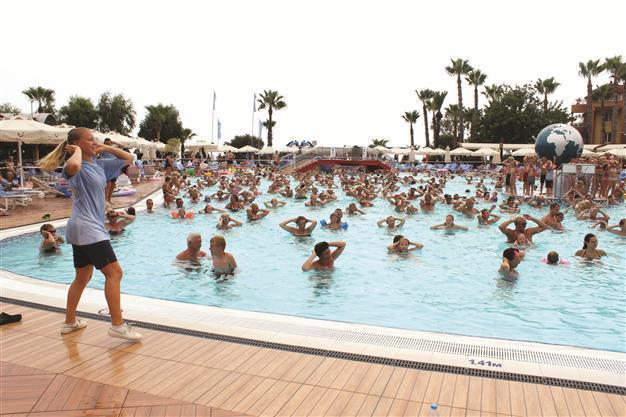 Tourists spend $5.58 billion in second quarter