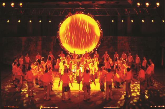 Fire of Anatolia continues to shake Antalya stage