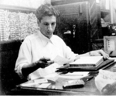 Politicians, business world, rival say farewell to founder of Ülker