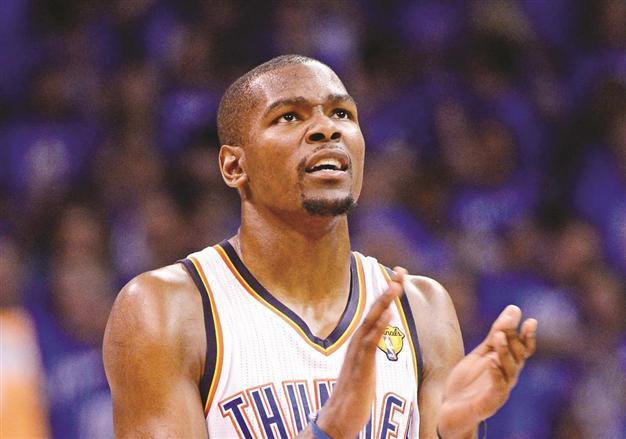 Durant shows his swagger in first game