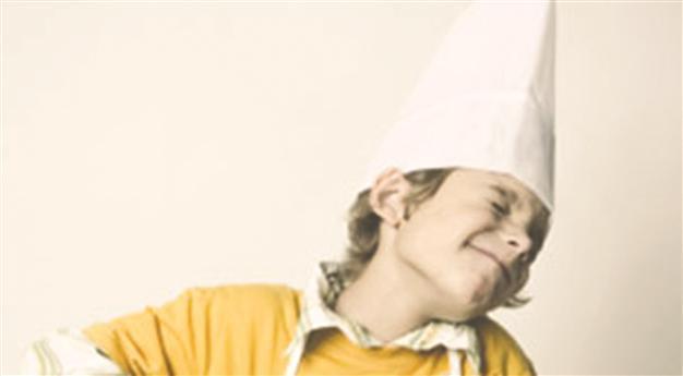 Children make crepes at USLA academy