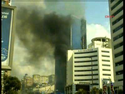 Fire breaks out in Istanbul high-rise