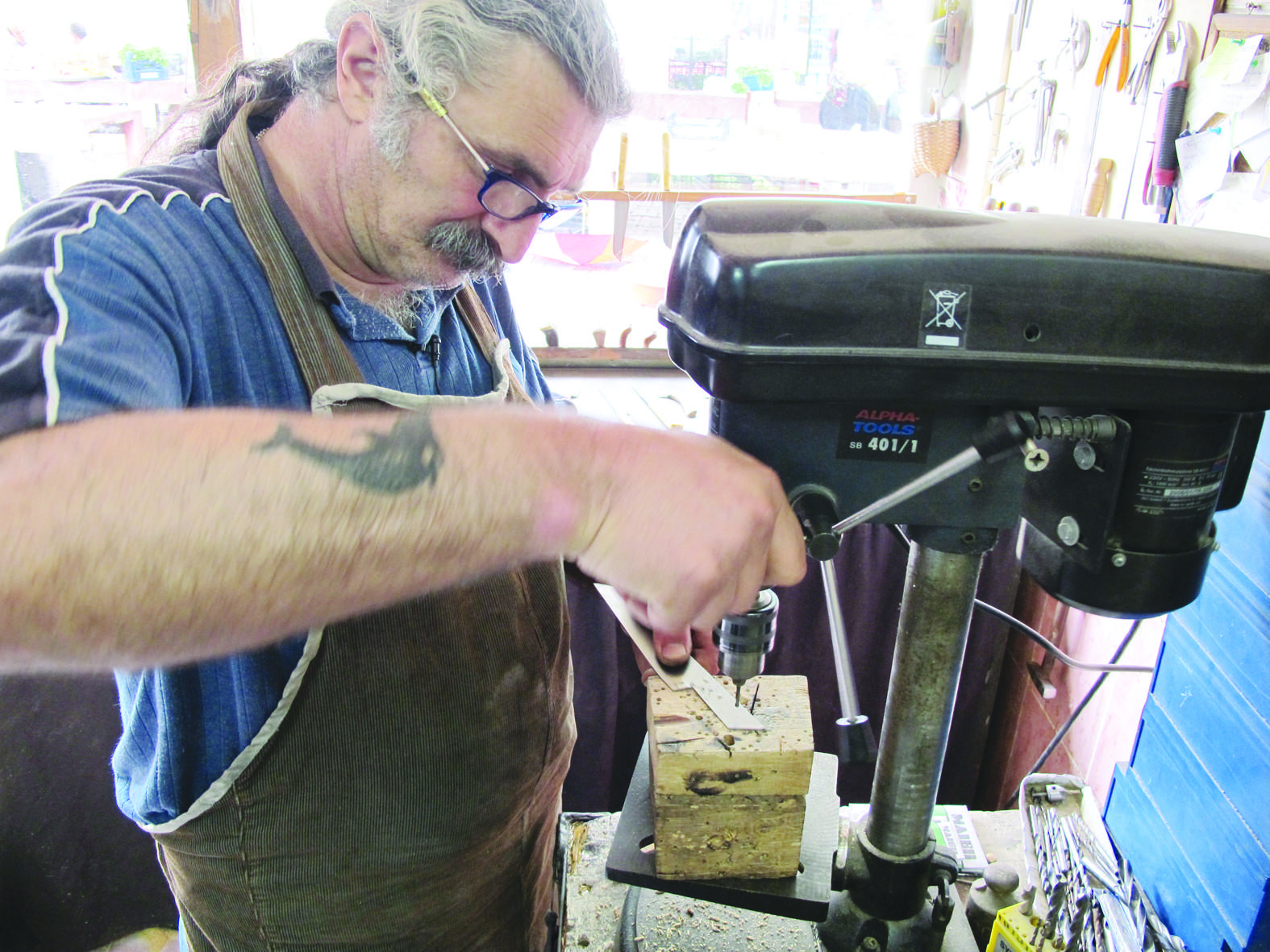 Knives like works of art