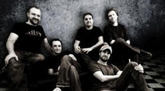 Zift at Beyoğlu Hayal Kahvesi