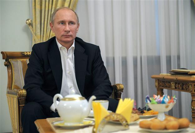 Russias oil output hits post-Soviet high