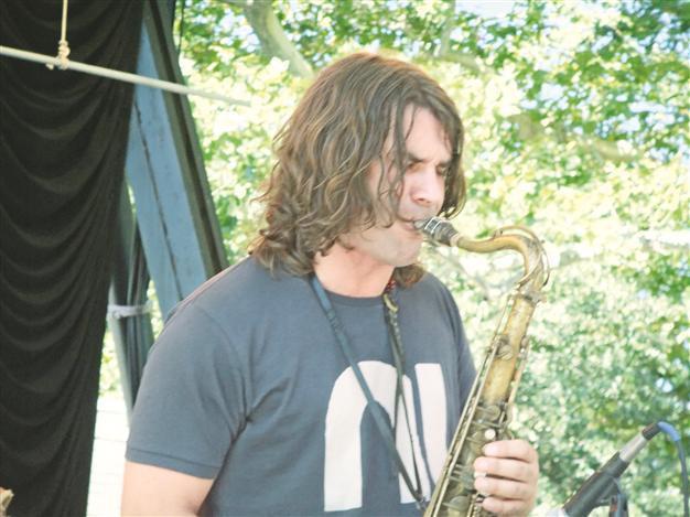 Turkish saxophone virtuoso in jazz fest