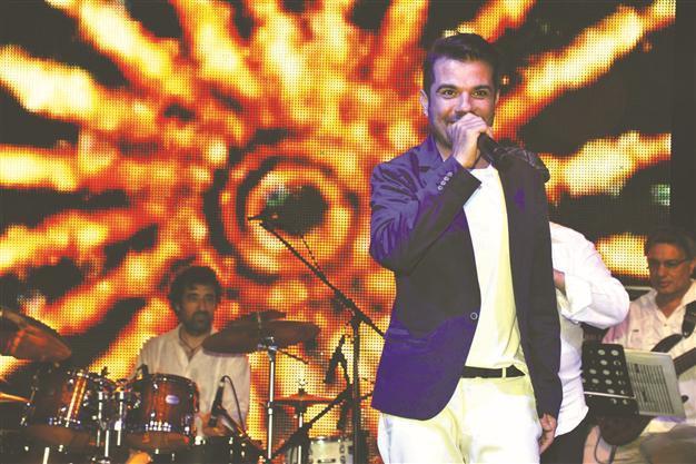 Kenan Doğulu performs at Cemil Topuzlu stage