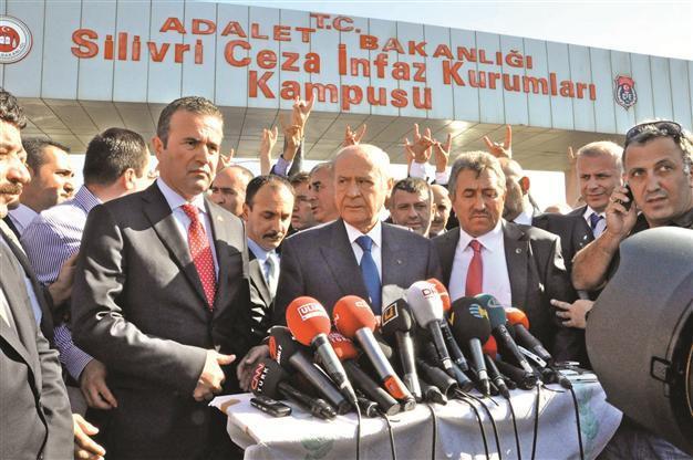 MHP leader meets jailed deputy in prison