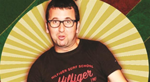 Dinner entertainment at cafe theater