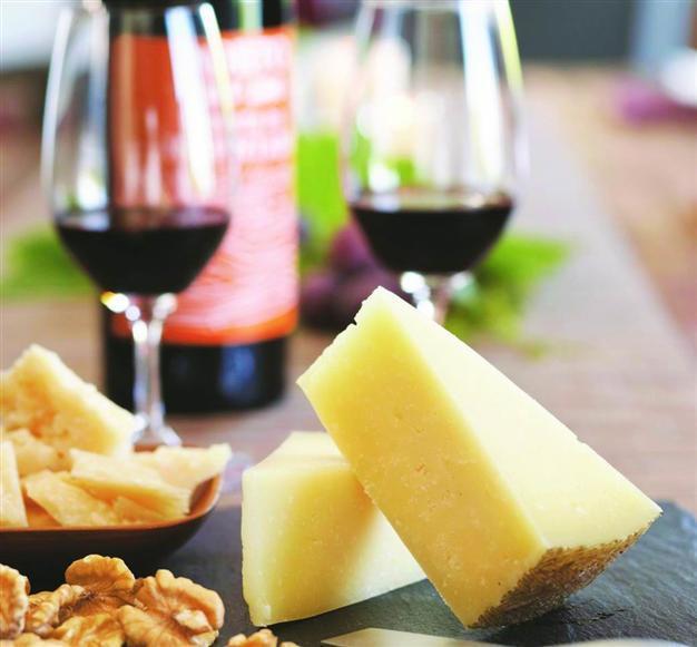 Wine & Cheese begin at Four Seasons