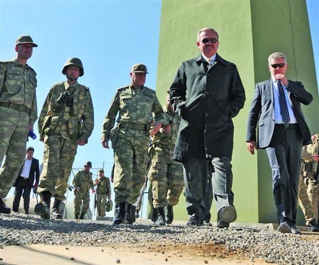 Military outposts on border renewed