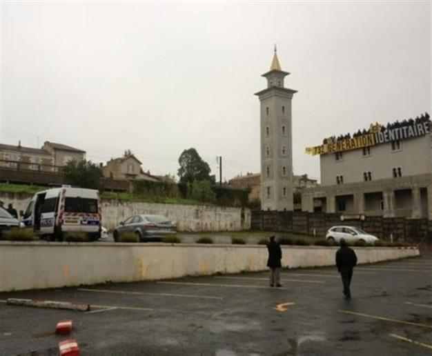 French far right activists occupy mosque building site
