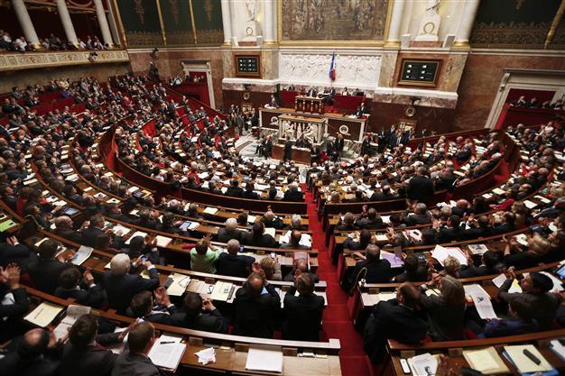 French Senate recognizes Algerian repression of 1961