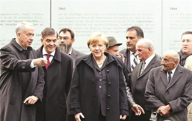 Germany unveils memorial for Roma