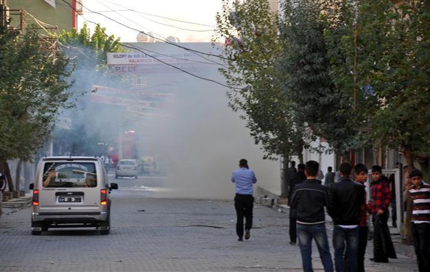 One officer, 8 militants killed in clashes