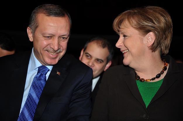 Turkish PM to visit Germany for talks on Syria