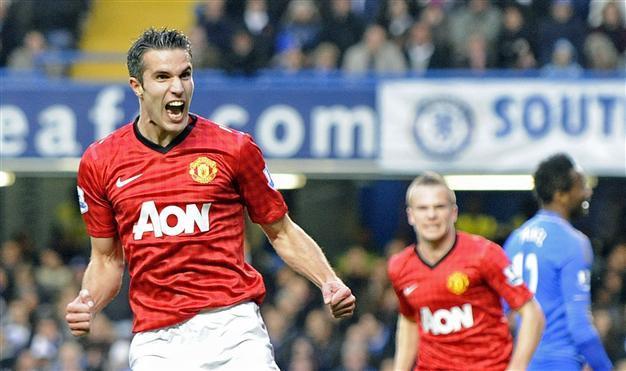 United’s Van Persie to face former team