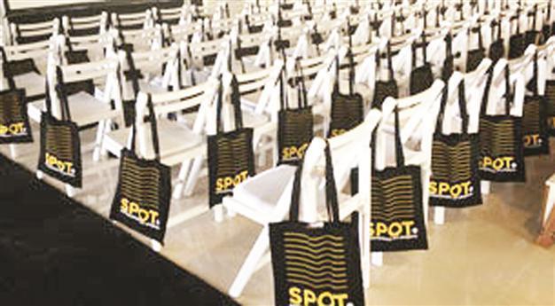 Contemporary art workshops