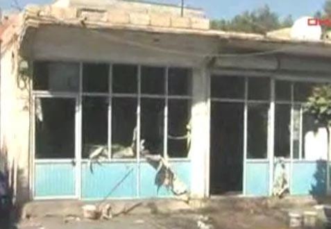 Syrian artillery hits Turkish neighborhood