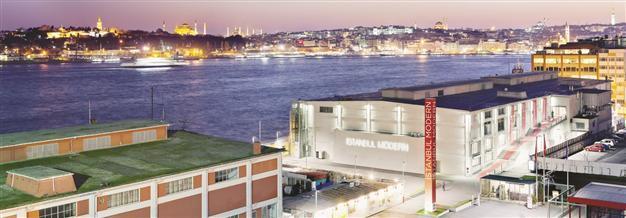 Biennial hosts design walks