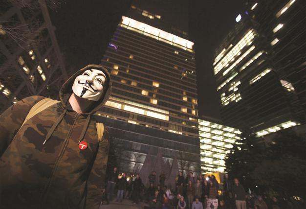 Canada bans masks at riots with up to 10 years in jail