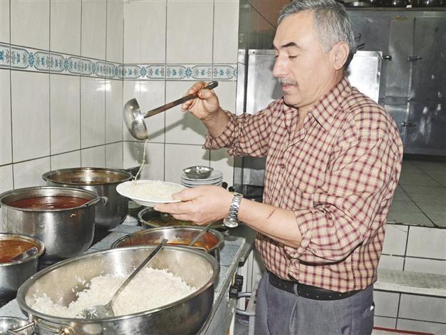 Pilaf beats traditional breakfast