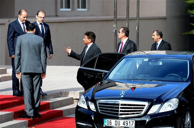 Turkish Prime Ministry confirms the identity of the shooter