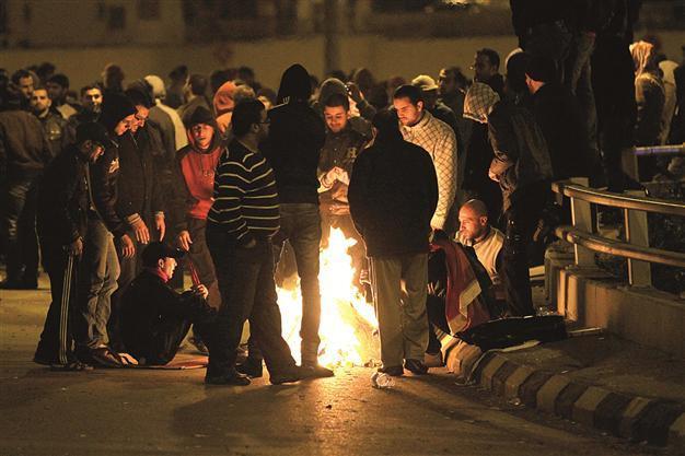 Jordanians riot over increase in gas prices