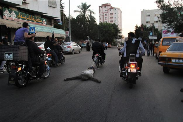 Gunmen kill 6 collaborators in Gaza: witnesses