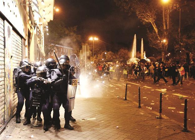 Eurozone slides into official recession for first time since ’09